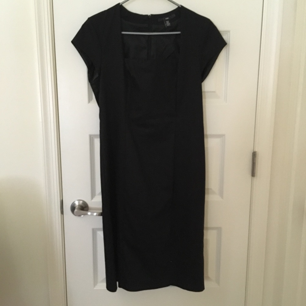 Square neck cap sleeve black midi dress
